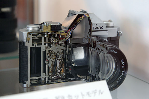 PENTAX K2のカッタウェイモデル