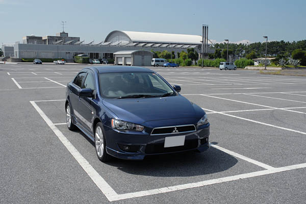 富津岬にあるプール施設駐車場