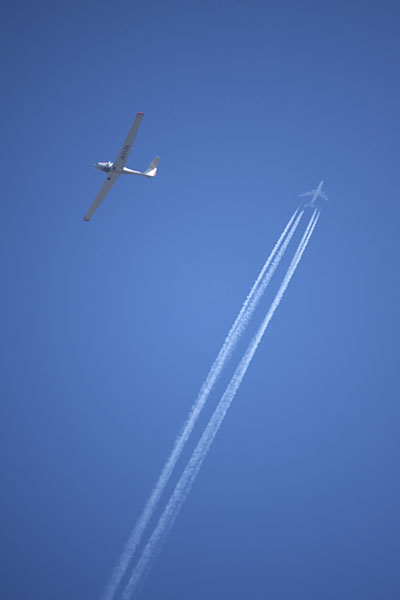 2機の飛行機