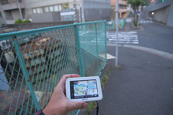 歩きでも最短距離で誘導してくれる