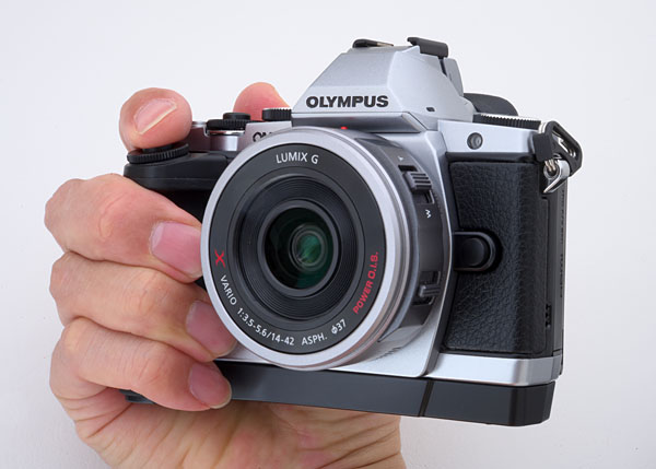 OLYMPUS OM-D E-M5