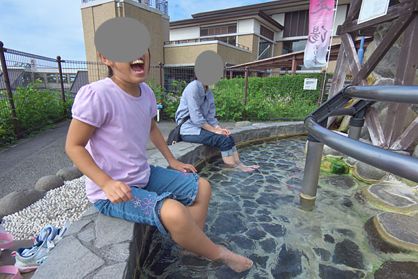 伊豆高原駅の足湯