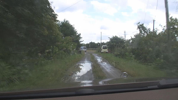 北豊津駅へ入る道