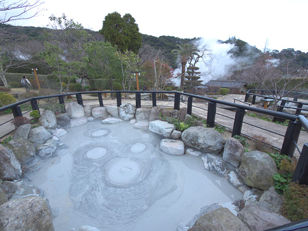 初めて訪れた「鬼石坊主地獄」