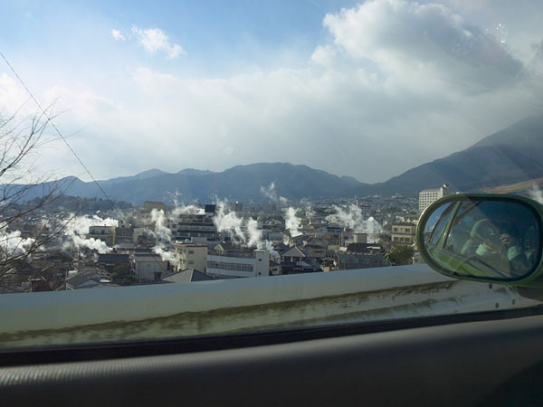 湯気の昇り立つ風景