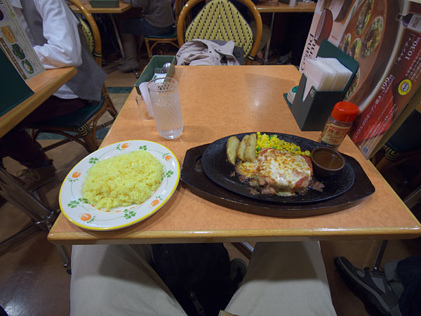 サイゼリヤで夕食