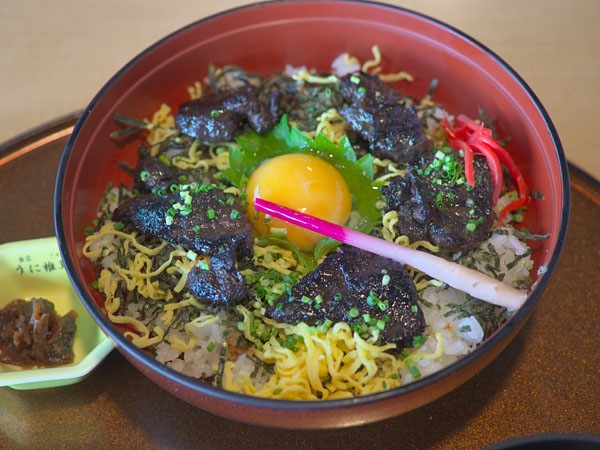 クジラ丼