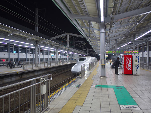 小倉駅新幹線ホーム