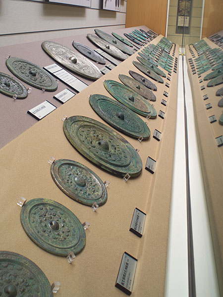 博物館展示 (ティルト角10°)
