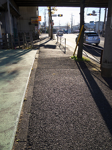 影の角度が完全に違って見える