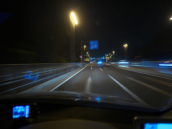 流れの速い一般道