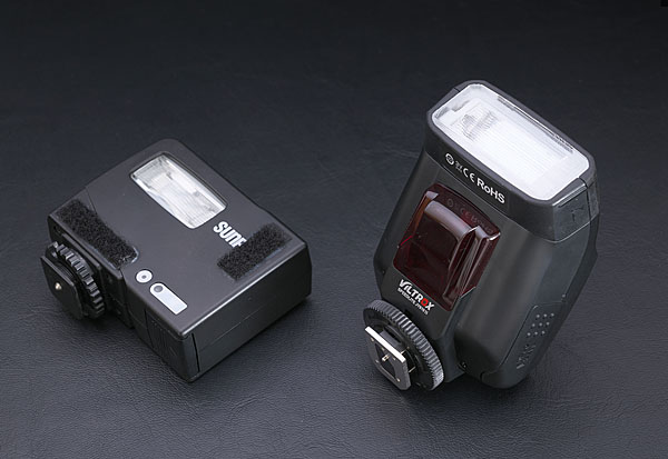 SUNPAK製「PF20XD」との比較