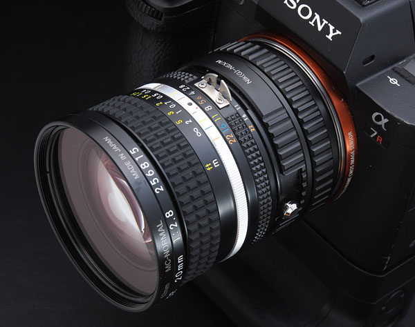 マスターレンズはAi-Nikkor 20mmF2.8とした